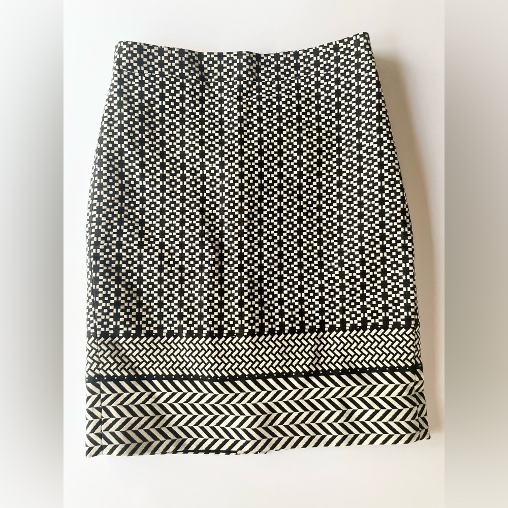 J CREW Women’s Geometric Weave Pencil Skirt Black/White Size 0 Classic Preppy